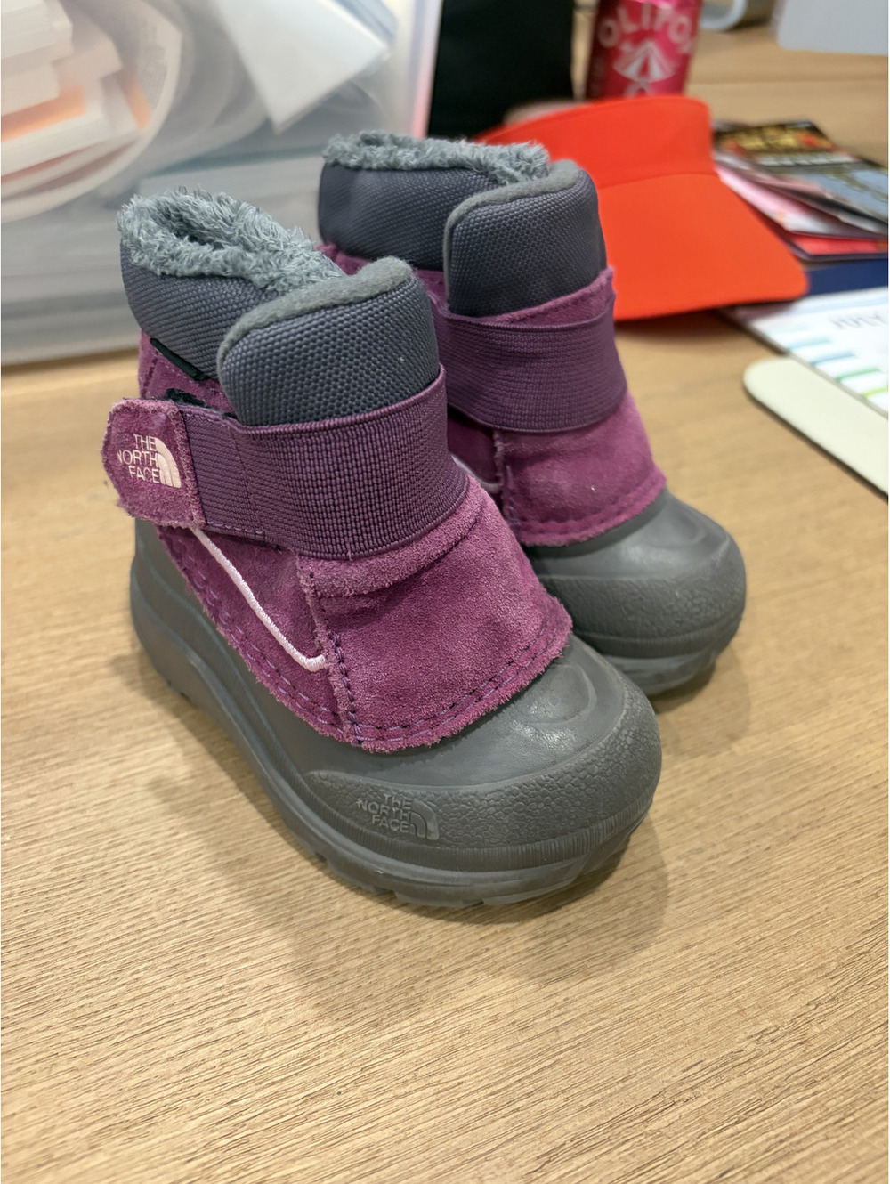 Girl's The North Face Winter Boots size 5 in Purple